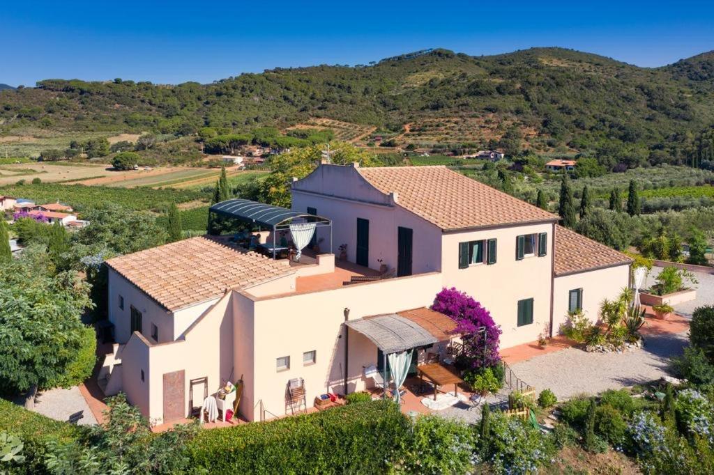 Casale Le Pitte Villa Porto Azzurro Exterior photo