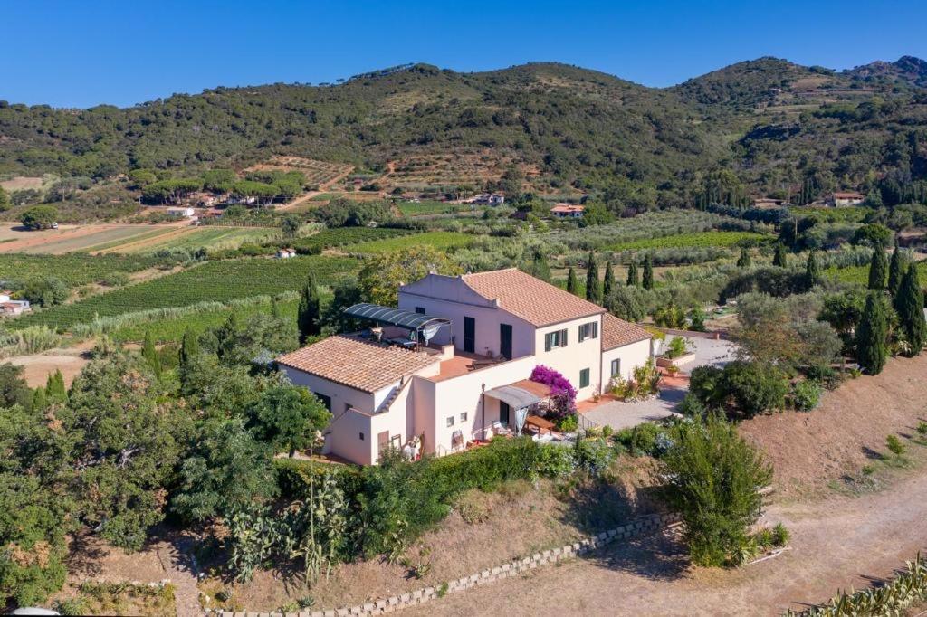 Casale Le Pitte Villa Porto Azzurro Exterior photo
